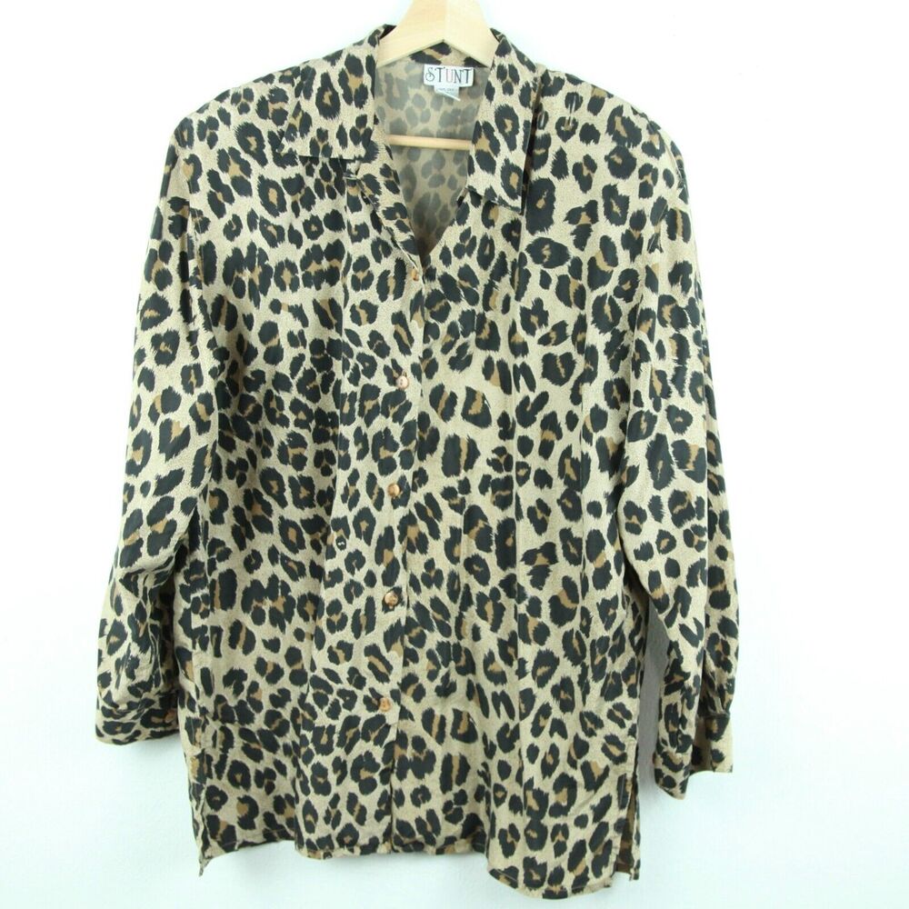 Vintage Medium‎ Blouse Silk 90s Cheetah Print Officecore Luxury Minimal Capsule